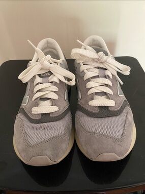 New Balance Gray 997 Suede Unisex Sneakers